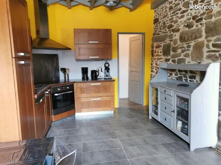 Gite Equestre Dans Centre Equestre Vers Saint Malo Plerguer Εξωτερικό φωτογραφία